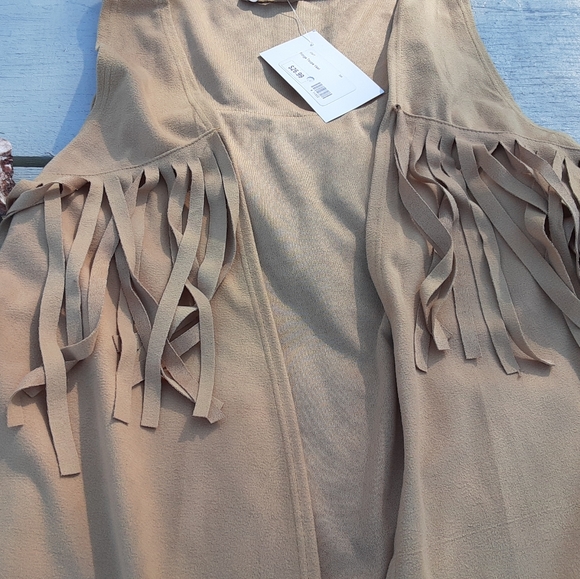 NWT Ming Ming Fringe Vest Size Small - Picture 4 of 7